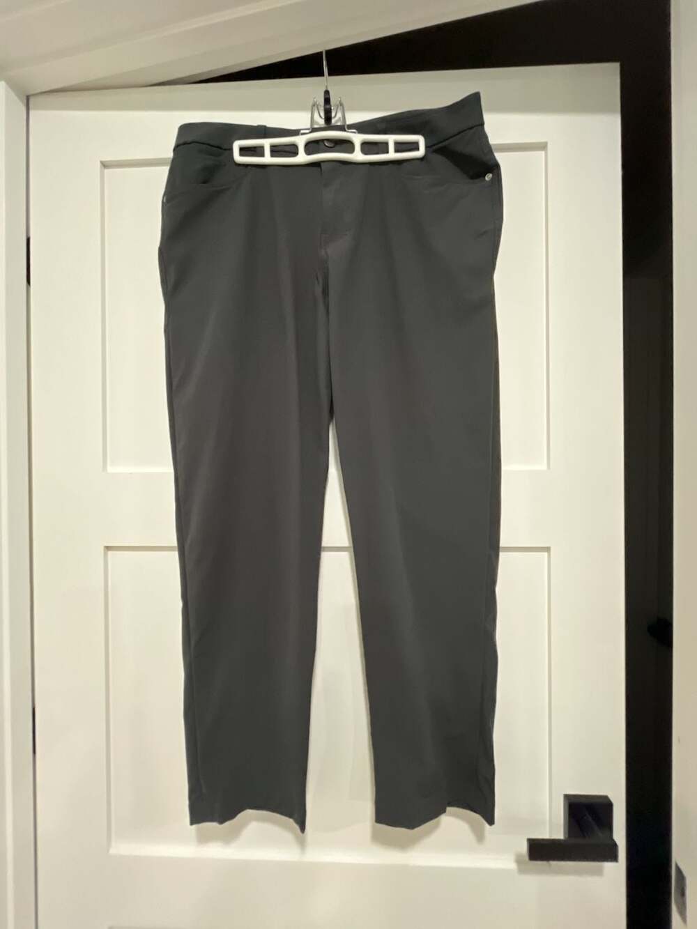 Men’s Lululemon ABC Pant Size 35 Gray